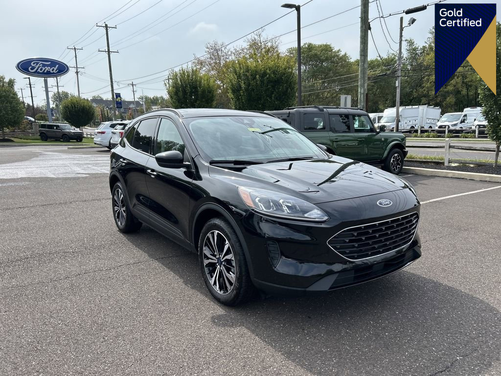 Certified 2022 Ford Escape SE w/ SE Sport Appearance Package