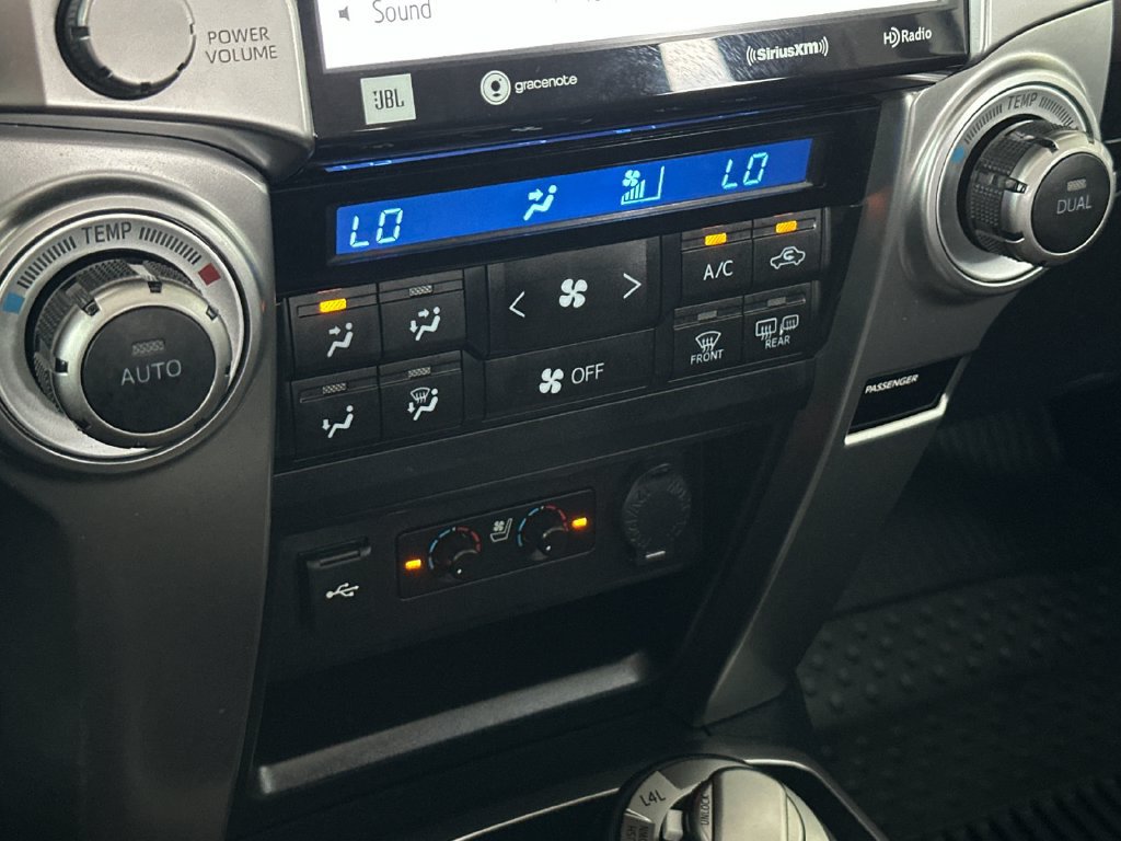 Used 2024 Toyota 4Runner Limited AWD/4WD image 20