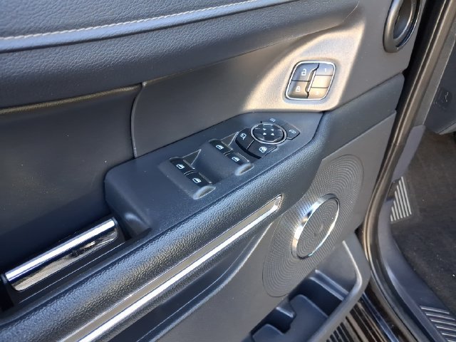 Certified 2024 Ford Expedition XLT RWD image 13