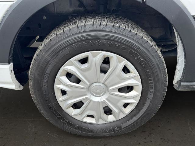 Certified 2025 Ford Transit 350 XLT RWD image 27