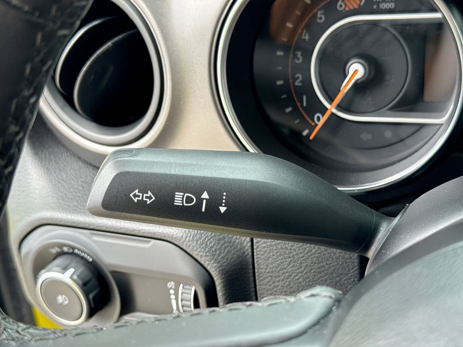 Used 2023 Jeep Wrangler Willys image 28