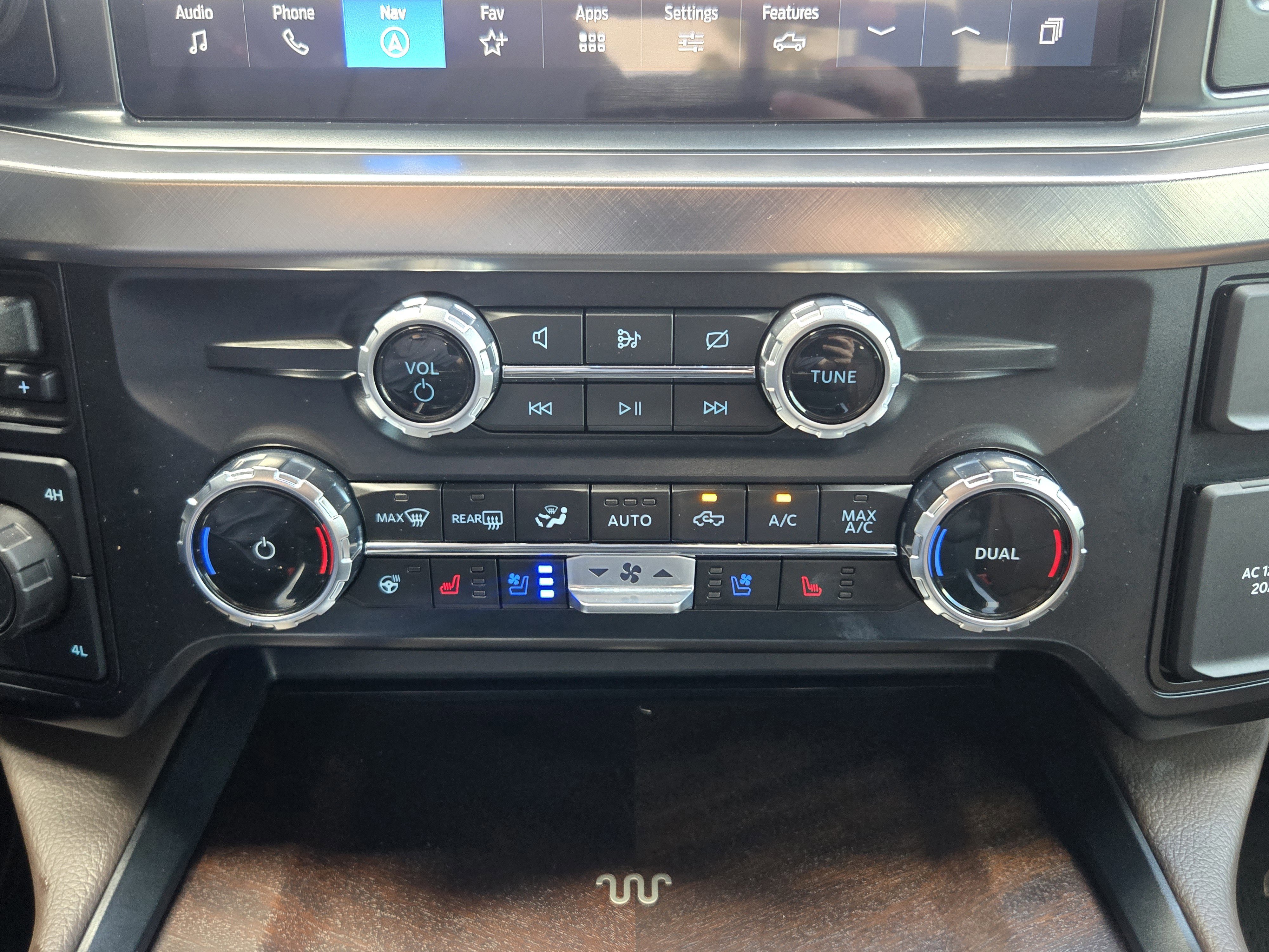 Certified 2024 Ford F350 King Ranch w/ FX4 Off-Road Package image 14