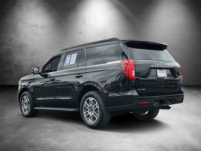 Certified 2025 Ford Expedition Active AWD/4WD image 4