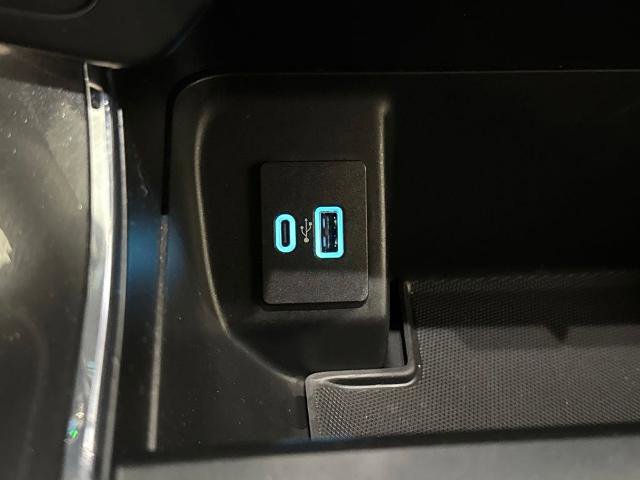 Certified 2022 Ford F150 XLT w/ Equipment Group 302A High image 30