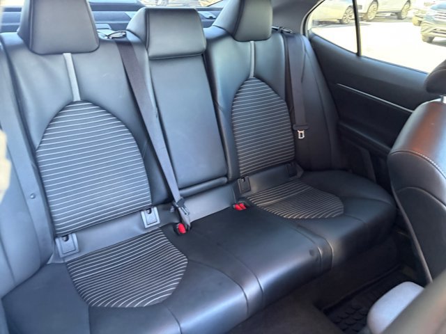 Used 2021 Toyota Camry SE AWD/4WD image 18