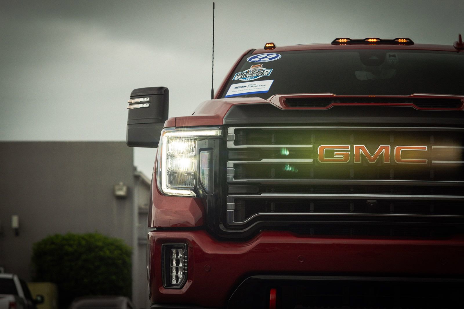 Used 2022 GMC Sierra 2500 AT4 w/ AT4 Premium Plus Package AWD/4WD image 17
