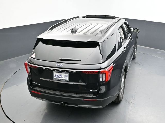 Certified 2025 Ford Explorer Active w/ Active Comfort Package image 43