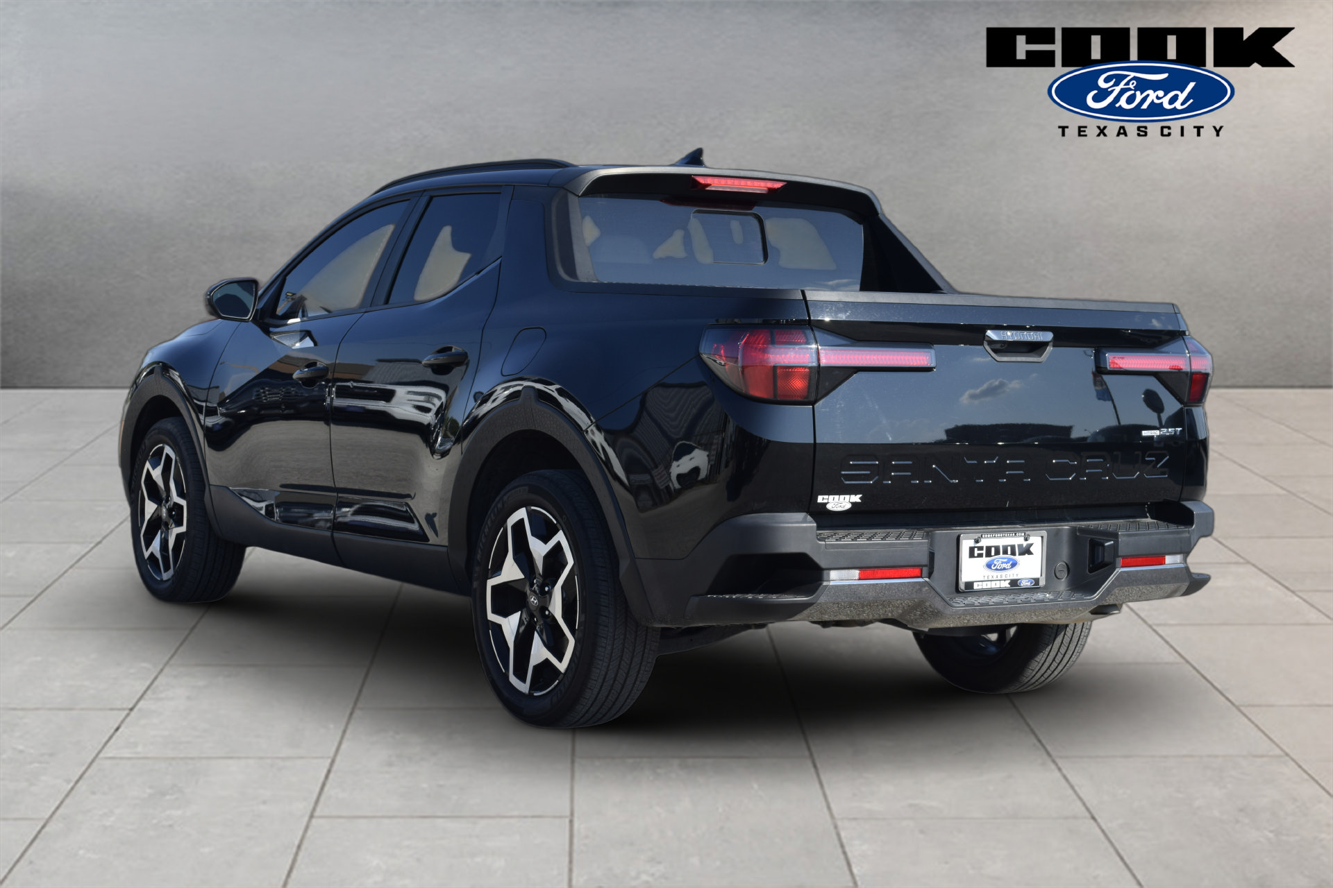 Used 2022 Hyundai Santa Cruz Limited AWD/4WD image 4
