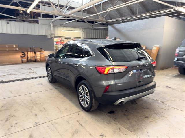 Certified 2022 Ford Escape SEL image 3