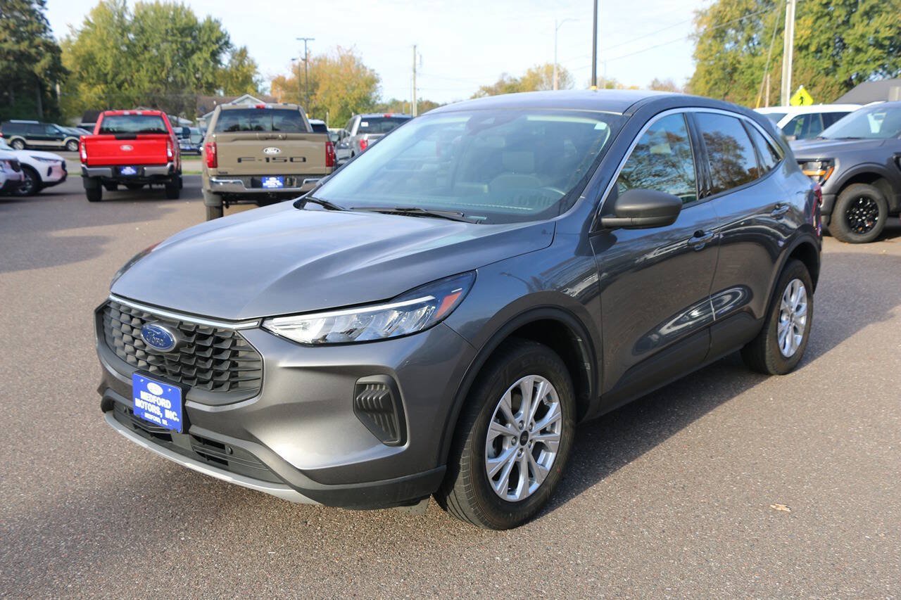 Certified 2024 Ford Escape Active AWD/4WD image 10