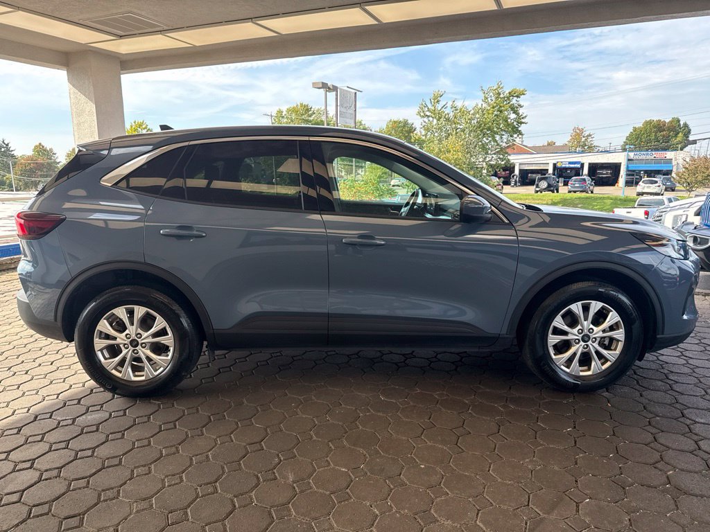 Certified 2024 Ford Escape Active w/ Tech Pack #2 AWD/4WD image 5