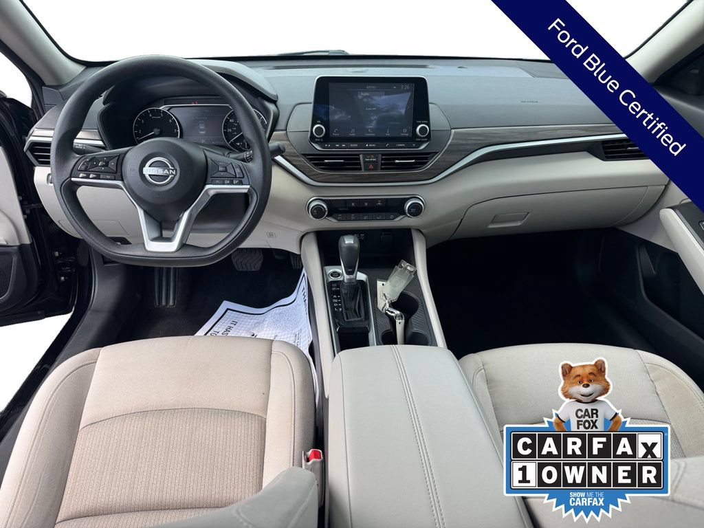 Used 2025 Nissan Altima 2.5 SV FWD image 14