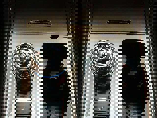 Certified 2022 Ford Explorer XLT image 13