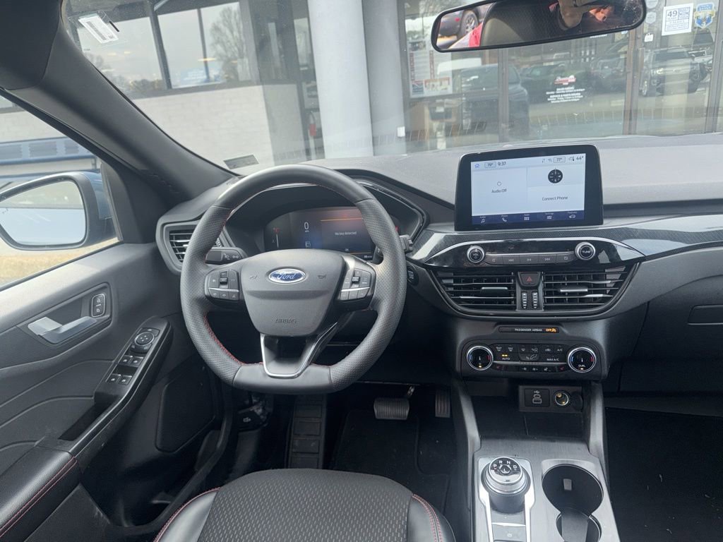 Certified 2025 Ford Escape ST-Line Select image 8