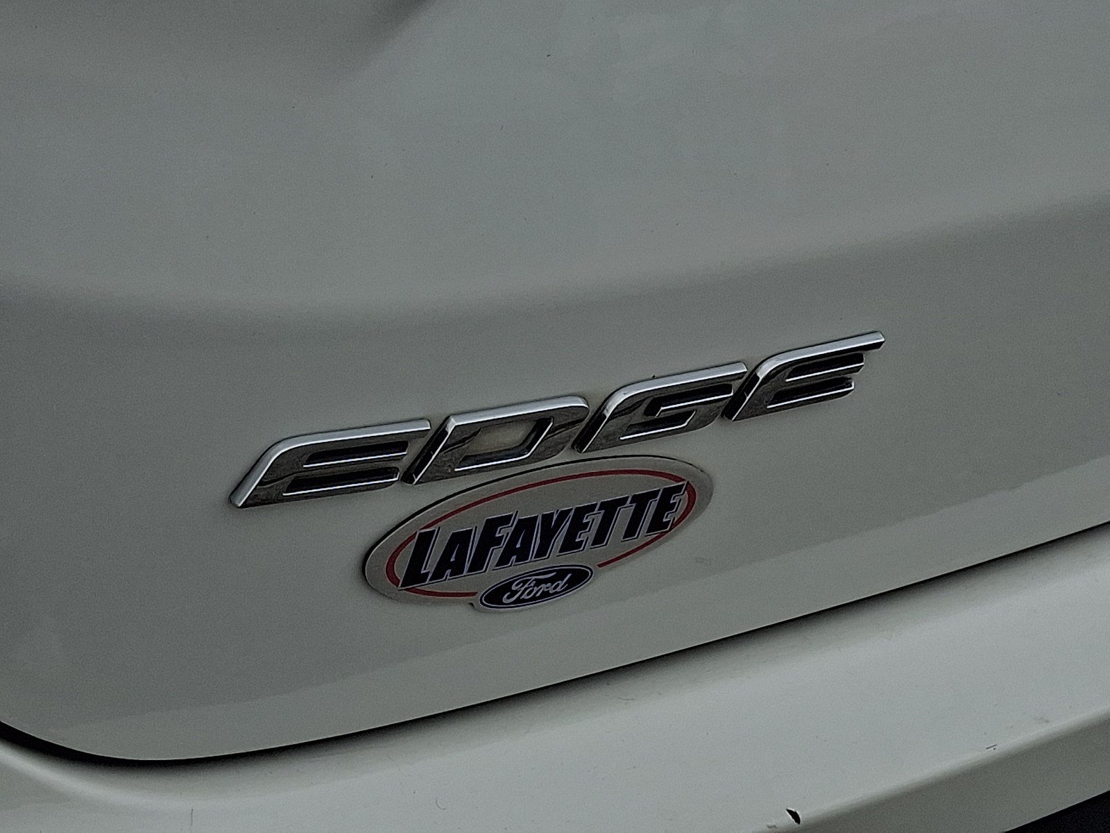 Certified 2020 Ford Edge Titanium FWD image 30