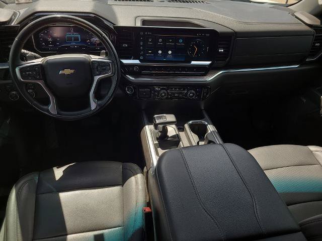 Used 2023 Chevrolet Silverado 1500 LTZ w/ LTZ Convenience Package II AWD/4WD image 15