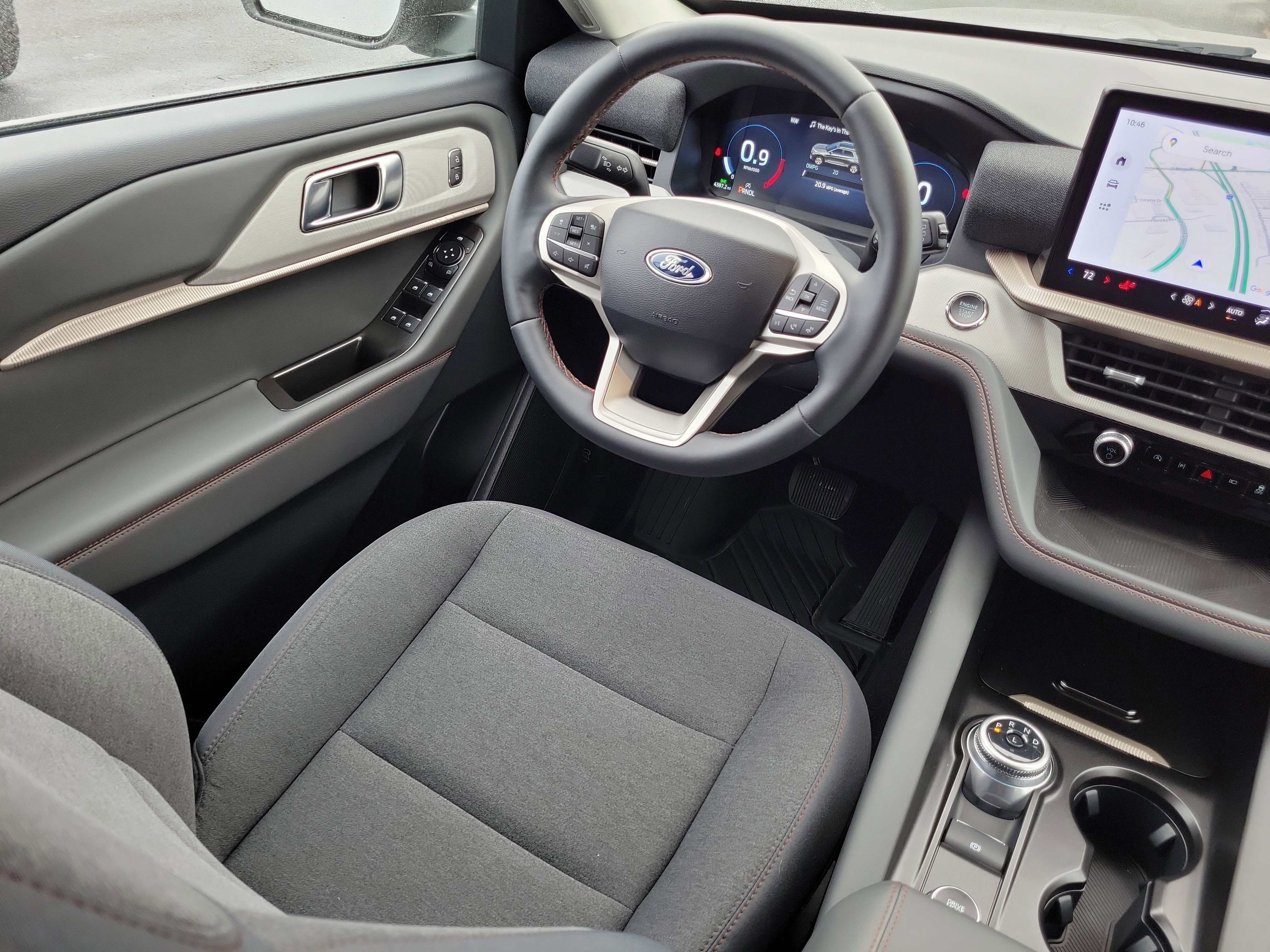 Certified 2025 Ford Explorer Active image 15