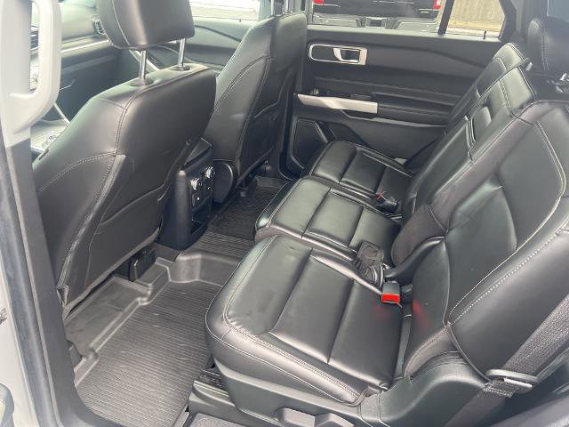 Certified 2021 Ford Explorer XLT w/ Equipment Group 202A image 21