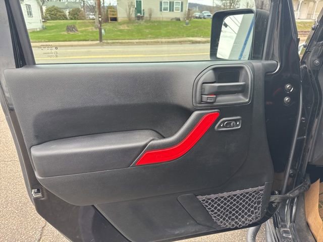 Used 2018 Jeep Wrangler Unlimited Sport S AWD/4WD image 14