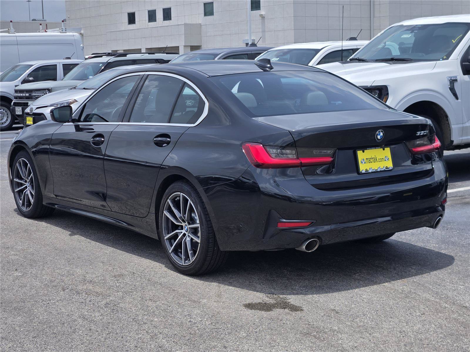Used 2021 BMW 330i Sedan w/ Premium Package RWD image 6