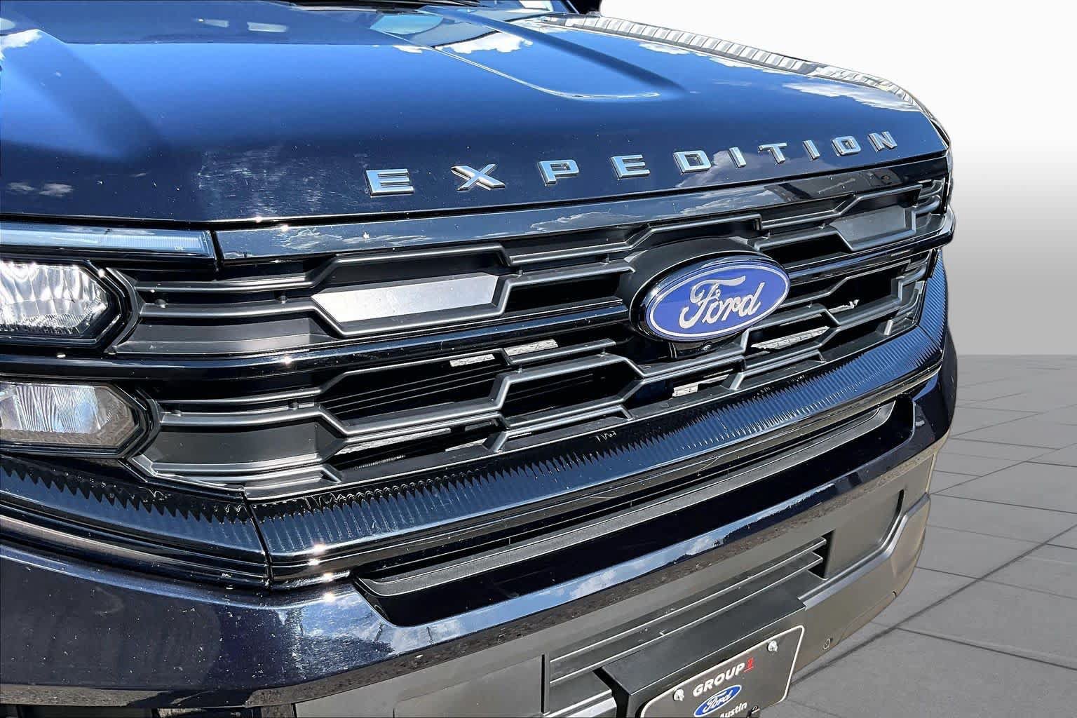 Certified 2025 Ford Expedition Active RWD image 30