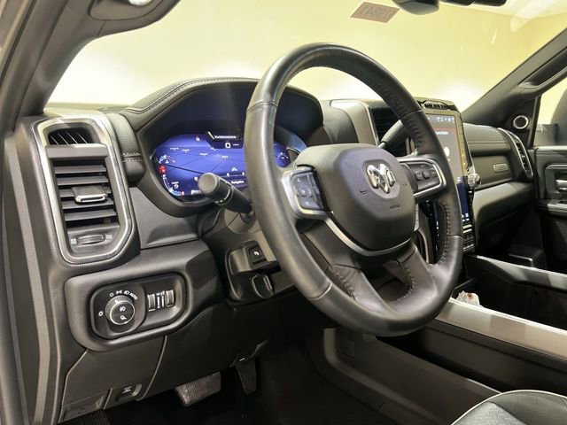 Used 2024 RAM 3500 Laramie w/ Sport Appearance Package AWD/4WD image 9