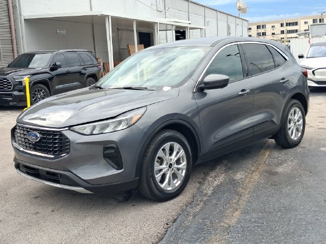 Certified 2023 Ford Escape Active FWD image 2