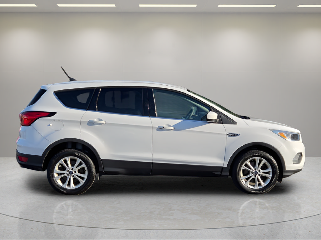 Certified 2019 Ford Escape SE AWD/4WD image 9