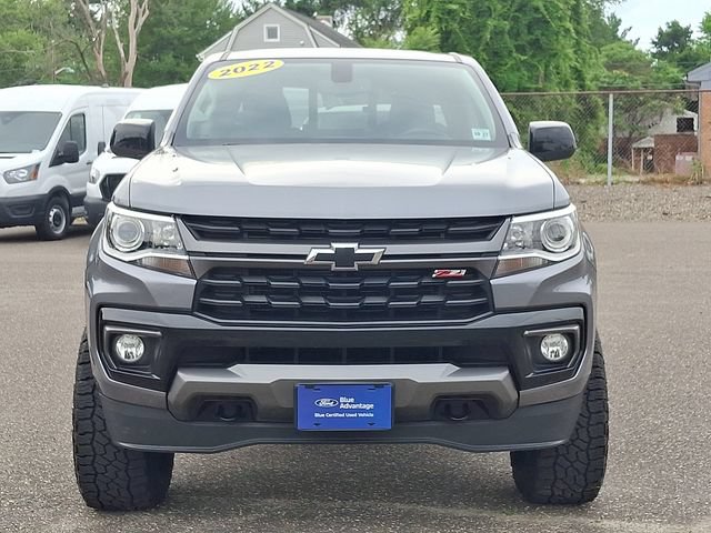 Used 2022 Chevrolet Colorado Z71 AWD/4WD image 2