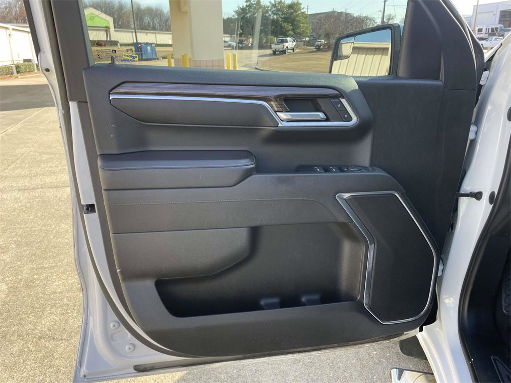 Used 2022 Chevrolet Silverado 1500 LT image 15