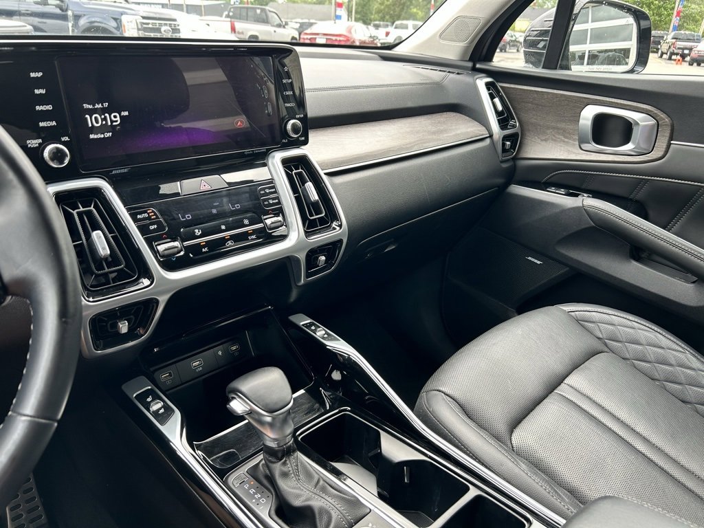 Used 2022 Kia Sorento SX Prestige image 10