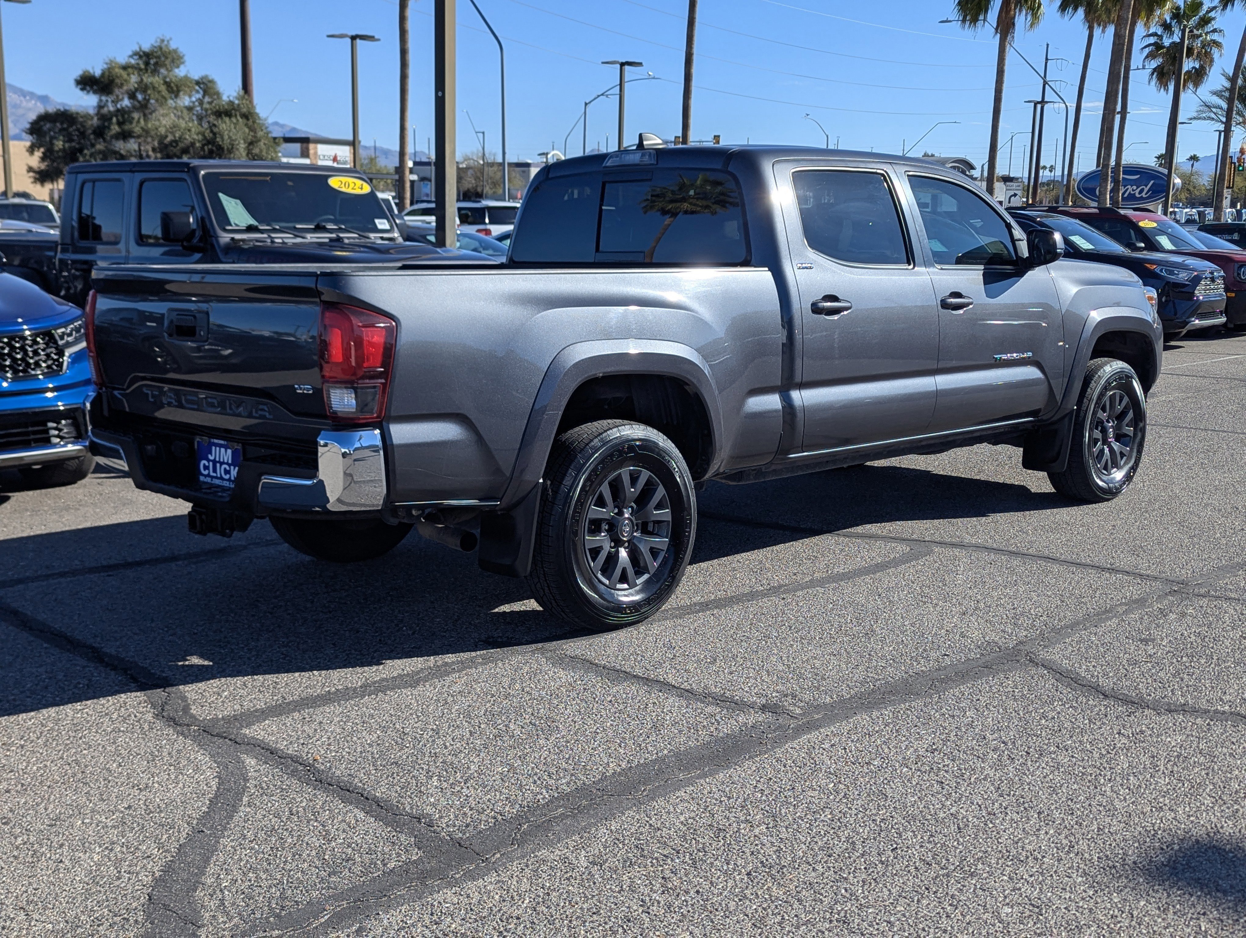 Used 2023 Toyota Tacoma SR5 image 4