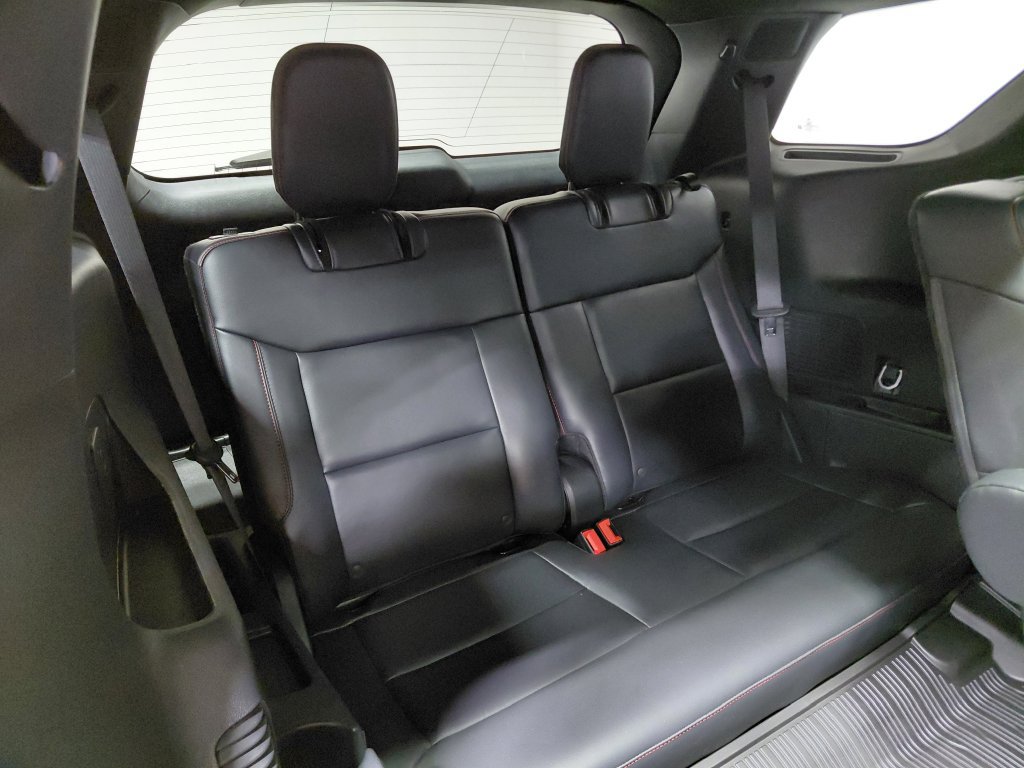 Certified 2025 Ford Explorer ST-Line w/ Premium Package AWD/4WD image 9