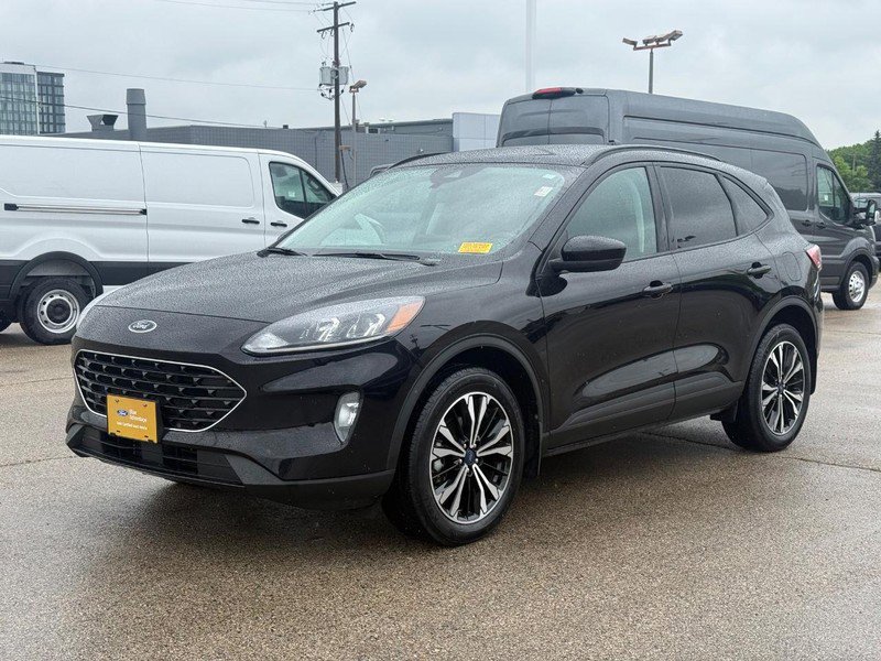 Certified 2021 Ford Escape SEL w/ SEL Stealth AWD Package image 10
