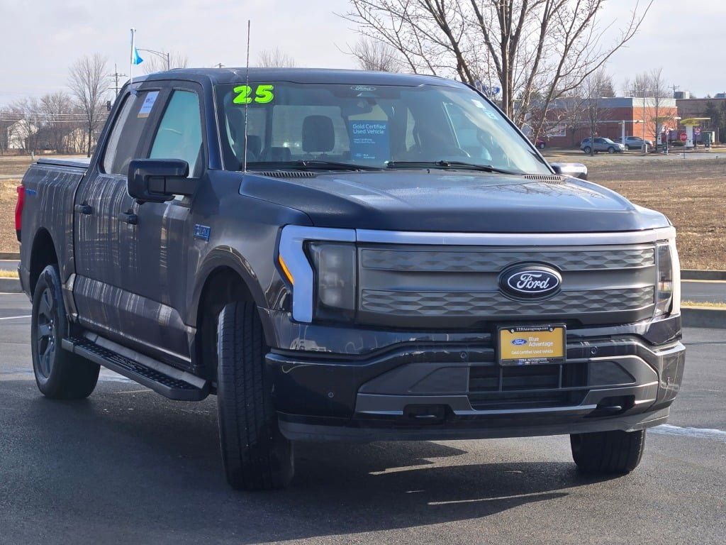 Certified 2025 Ford F150 Lightning Lariat AWD/4WD image 4