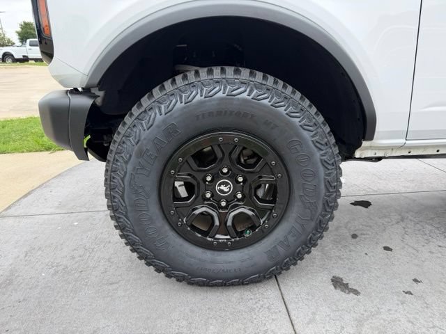 Certified 2023 Ford Bronco Wildtrak AWD/4WD image 4
