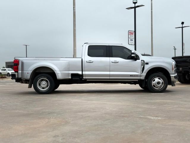 Certified 2023 Ford F350 Lariat AWD/4WD image 5