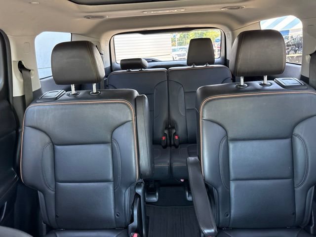 Used 2022 GMC Acadia AT4 w/ Preferred Package AWD/4WD image 28