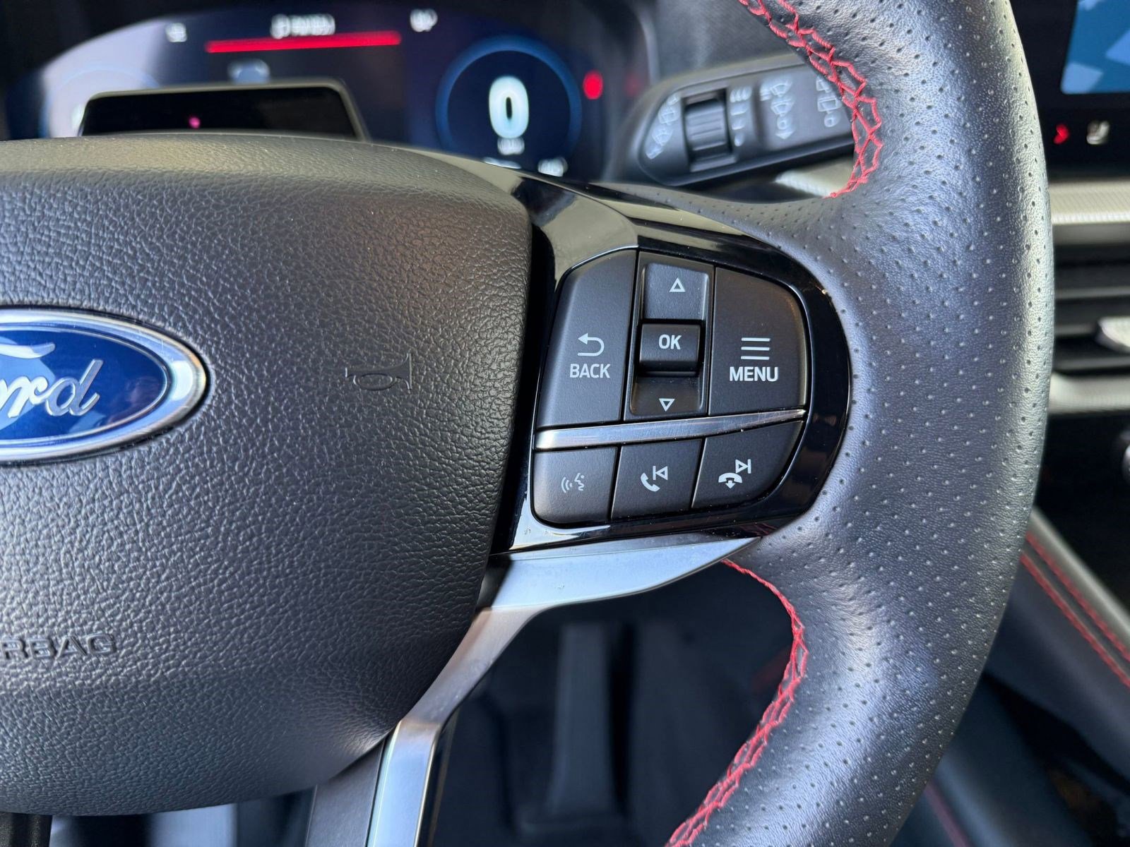 Certified 2025 Ford Explorer ST-Line w/ ST-Line Street Pack AWD/4WD image 26