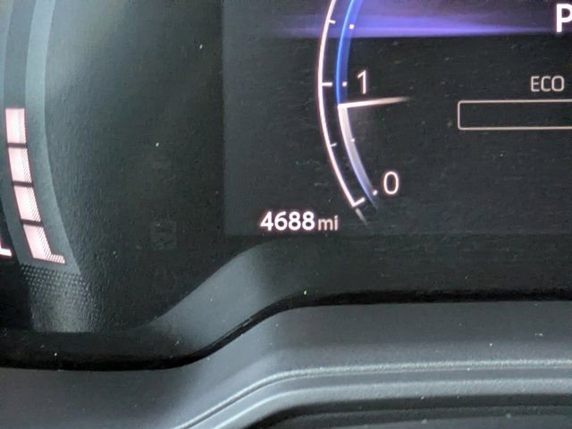 Used 2026 Toyota Corolla LE FWD image 23