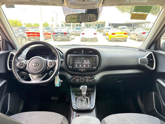 Used 2021 Kia Soul GT-Line FWD image 7
