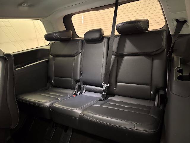 Certified 2025 Ford Expedition Platinum w/ Driver's Package AWD/4WD image 28