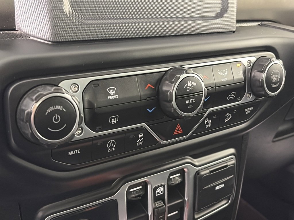 Used 2018 Jeep Wrangler Unlimited Sport S image 21