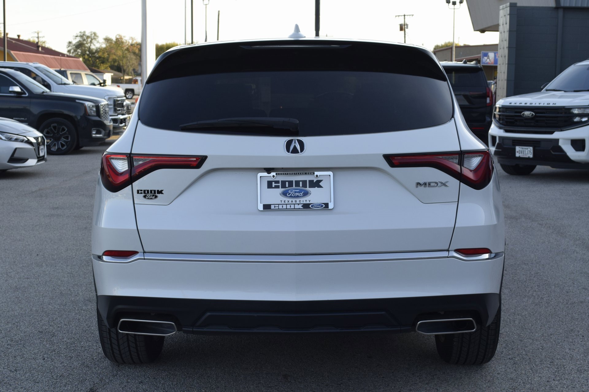 Used 2022 Acura MDX FWD image 10