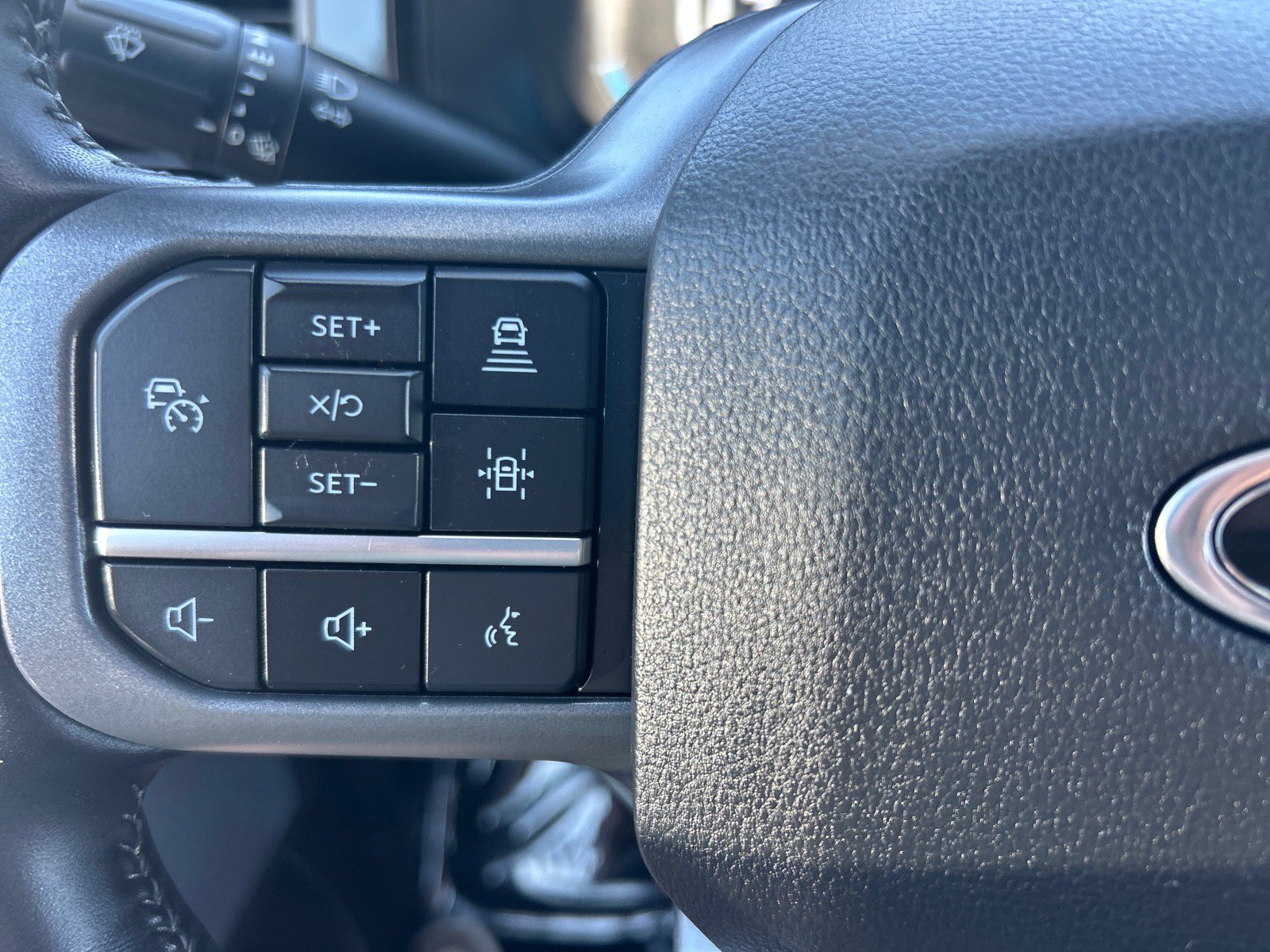 Certified 2023 Ford F150 Lariat w/ Equipment Group 502A High AWD/4WD image 24