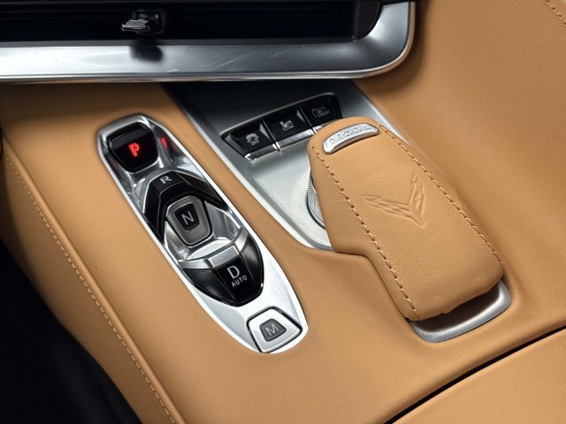 Used 2025 Chevrolet Corvette Stingray Premium Conv w/ Z51 Performance Package RWD image 29