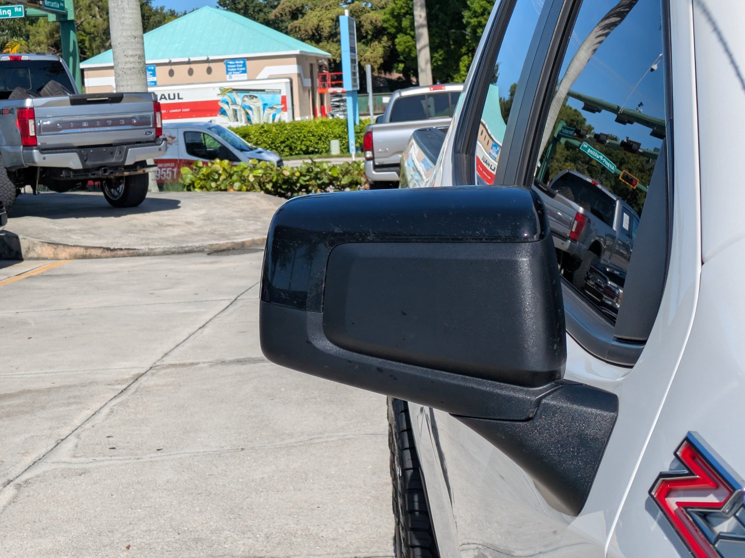 Used 2021 Chevrolet Silverado 1500 LT Trail Boss w/ Convenience Package II AWD/4WD image 10