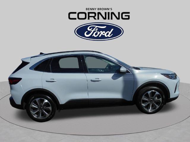 Certified 2025 Ford Escape Platinum AWD/4WD image 7