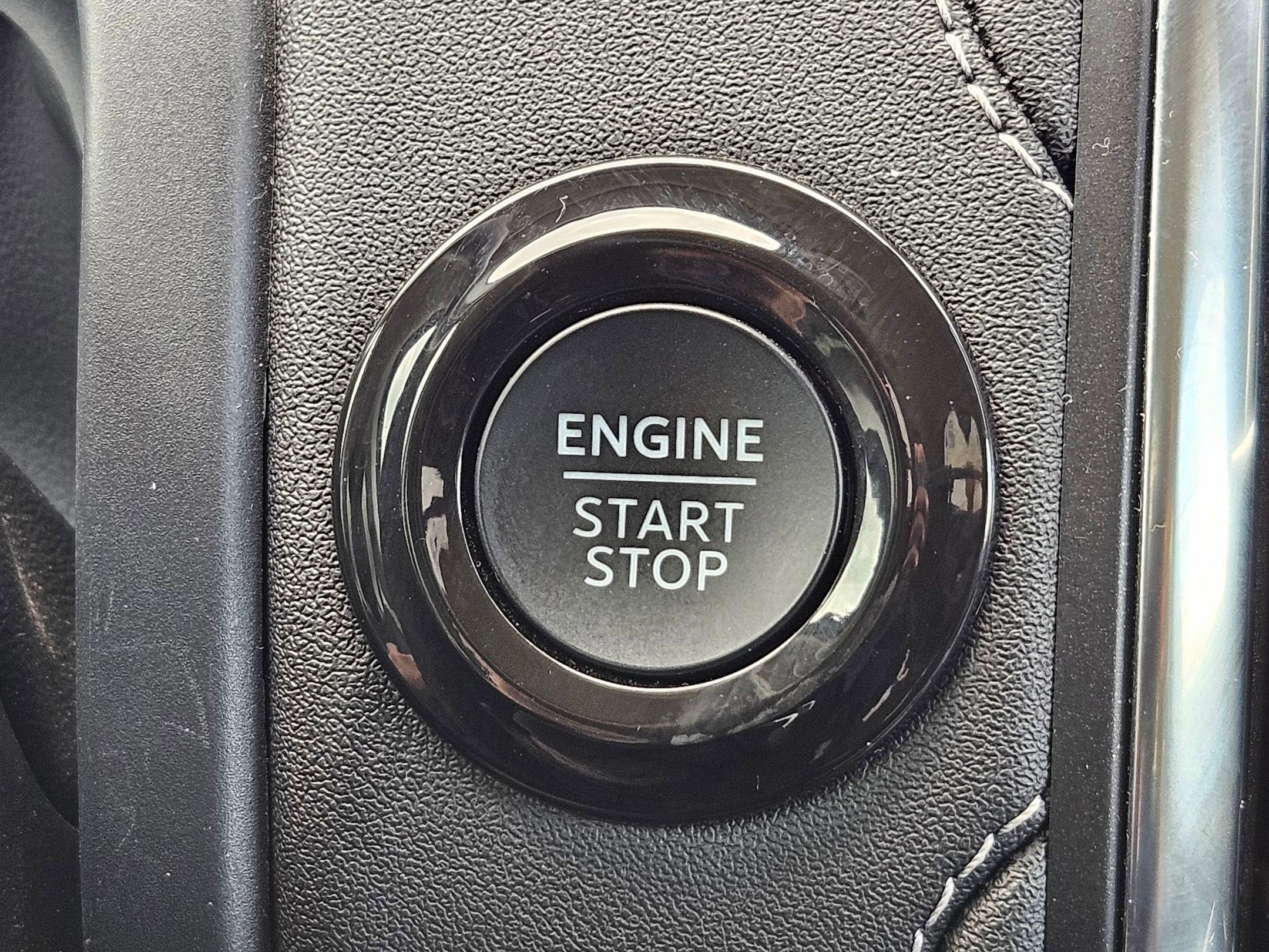 Certified 2025 Ford Expedition Platinum AWD/4WD image 21