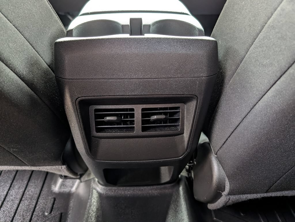 Used 2024 Chevrolet Colorado Trail Boss w/ Technology Package AWD/4WD image 25